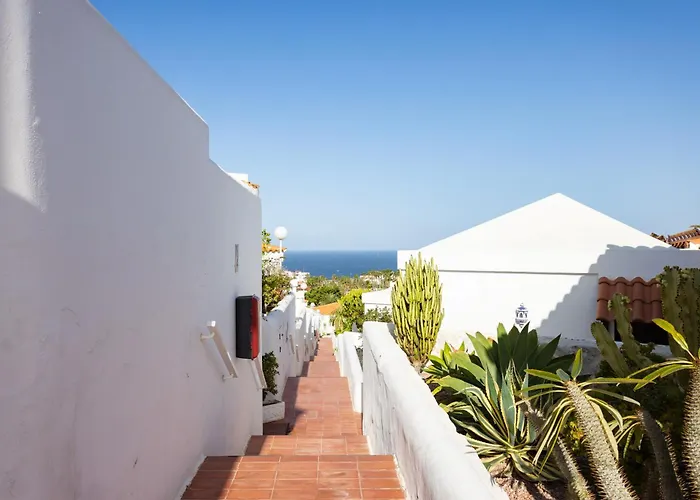 Home2book Stunning Views Apartment *